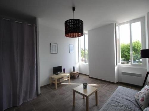 Apartment Studio entièrement neuf proche du centre ville de port-vendres : Apartment near Port-Vendres