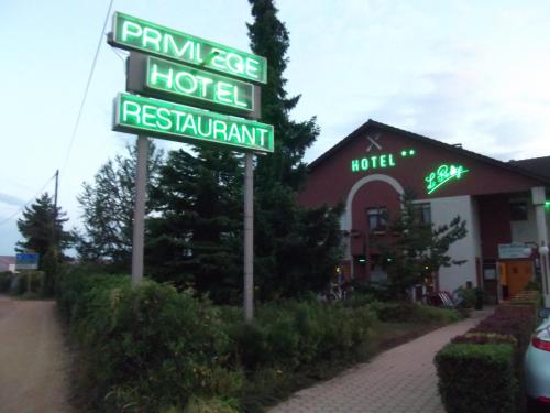 Hôtel restaurant le Privilège by balladins : Hotel near Clermont-en-Argonne