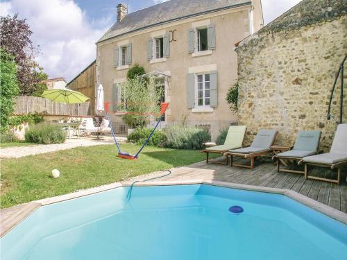 Studio Holiday Home in Sante Radegonde : Guest accommodation near Saint-Martin-des-Fontaines