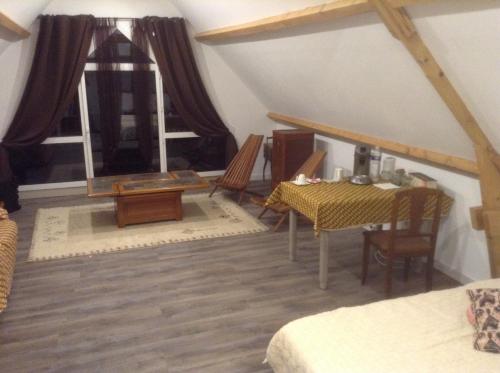 Le Boulay : Guest accommodation near Crevin