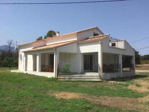 Holiday home Morta Traversa : Guest accommodation near Serra-di-Fiumorbo