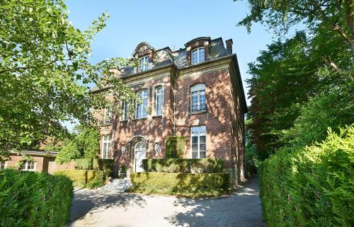 Queen Christine : Bed and Breakfast near Sailly-lez-Lannoy