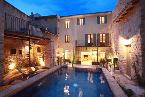 Les Remparts : Bed and Breakfast near Beaumes-de-Venise