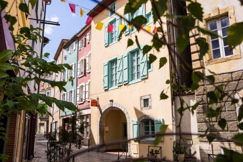 l'Arche des Chapeliers : Bed and Breakfast near Foix