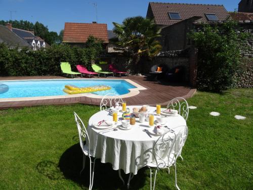 Le Clos Elisa : Bed and Breakfast near Tavers