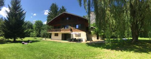 Room To Rent Bourg d'oisans : Bed and Breakfast near Chantelouve
