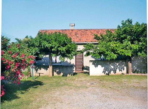 Maison Dami 210S : Guest accommodation near Santa-Lucia-di-Moriani