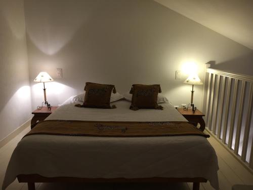 Chambres d'hôtes Les Templiers : Bed and Breakfast near Avrainville