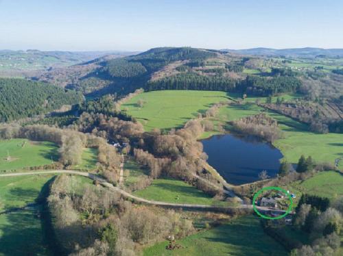 A l'etang d'yonne : Bed and Breakfast near Sermages