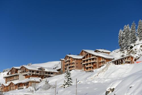 Dormio Resort Les Portes du Grand Massif : Guest accommodation near Magland
