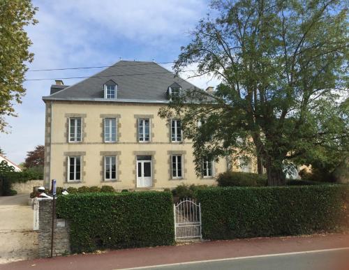 Maison Marie Barrault : Bed and Breakfast near Les Herbiers