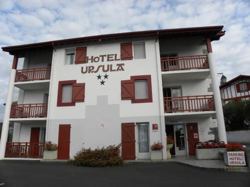 Ursula : Hotel near Cambo-les-Bains