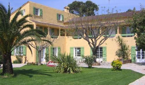 Auberge les Oliviers : Hotel near Ortiporio
