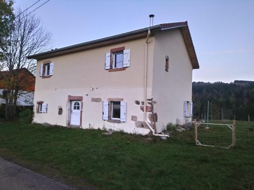 Ferme de Martimpré : Guest accommodation near Saulcy-sur-Meurthe
