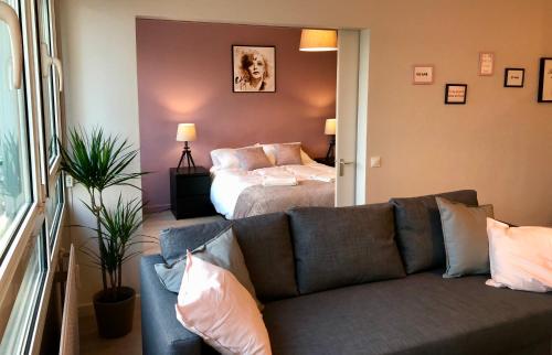 La Vie en Rose - Appartement Centre Gares : Apartment near Lezennes