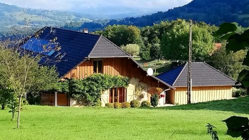 Ferme de la Cochette : Guest accommodation near Allèves