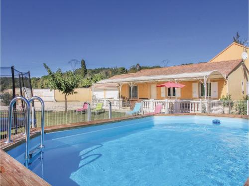Four-Bedroom Holiday Home in Mountboucher sur Jabro : Guest accommodation near La Touche