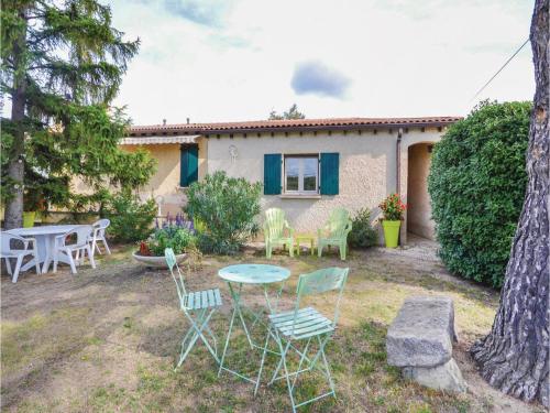 Holiday home Visan QR-938 : Guest accommodation near Richerenches