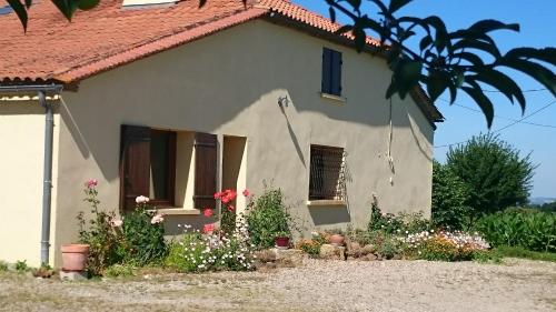 Cachette Anglaise : Bed and Breakfast near Sigalens