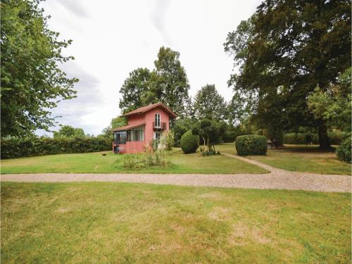 Two-Bedroom Holiday Home in Bard-Les-Epoisses : Guest accommodation near Bierry-les-Belles-Fontaines