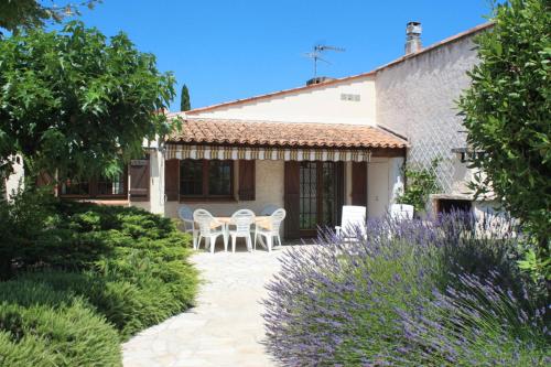 Les Pins Parasols 110S : Guest accommodation near Le Muy