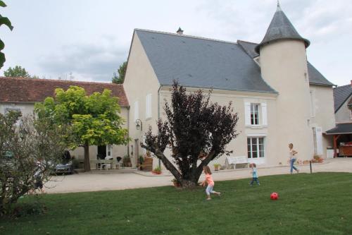 Manoir le Bout du Pont : Bed and Breakfast near Chambord