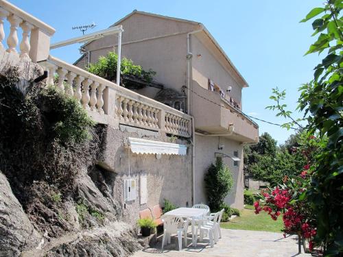 Maison Filippi 275S : Guest accommodation near Pero-Casevecchie