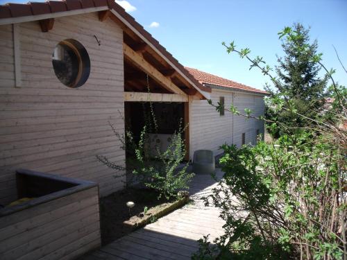 Jardin Mirandou : Guest accommodation near Montfaucon-en-Velay