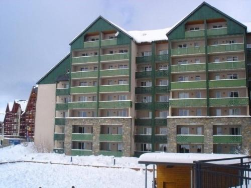 Apartment Balcons du soleil 2 61 : Apartment near Avajan