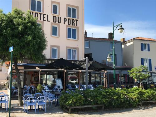 Hôtel Du Port : Hotel near Les Sables-d'Olonne