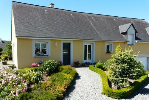 Les Brasinieres : Bed and Breakfast near Montreuil-le-Chétif