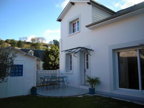 Chez Fanou : Guest accommodation near Bénouville