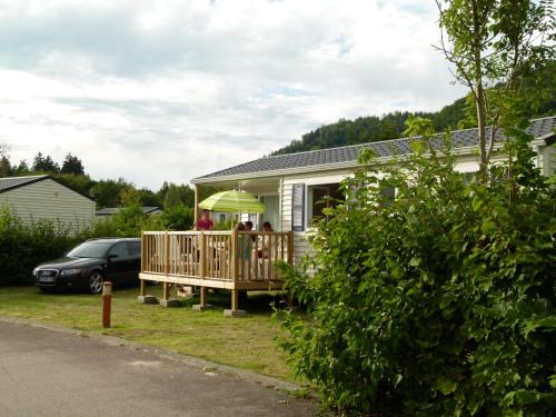 Camping Base de Loisirs du Lac de la Moselotte : Guest accommodation near La Rosière