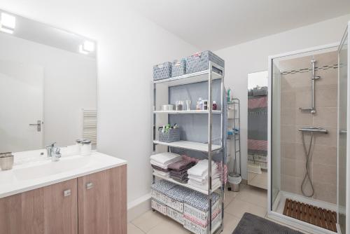Appartement privé : Apartment near Artigues-près-Bordeaux