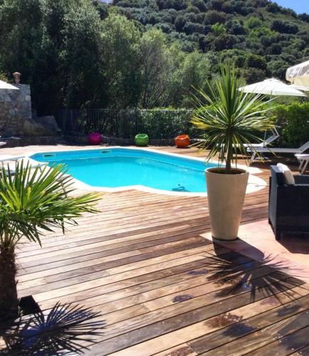 Villa piscine : Guest accommodation near Pioggiola
