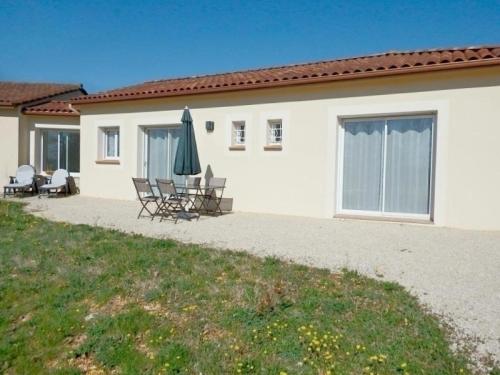 House Lalbenque - 3 pers, 60 m2, 2/1 1 : Guest accommodation near Cieurac
