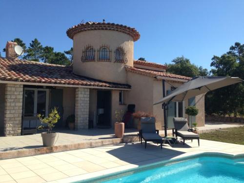 Villa Terre d'Azur : Guest accommodation near Saint-Paul-en-Forêt
