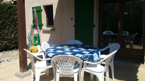Résidence Cap Azur Maison N° 56 : Guest accommodation near Villeneuve-Loubet