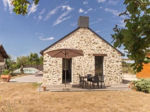 House Pannece - 2 pers, 34 m2, 2/1 : Guest accommodation near Couffé