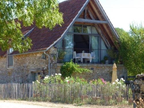 House La grange démolie : Guest accommodation near Saint-Maurice-en-Quercy