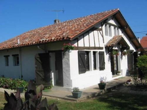 House Jouantot : Guest accommodation near Gibret