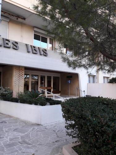 Les IBIS : Apartment near La Garde