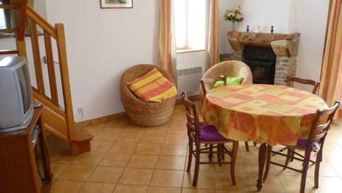 Holiday home Rue des Cormorans - 2 : Guest accommodation near Le Conquet