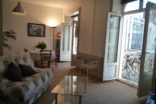 Appartement Izenah : Apartment near Monterblanc