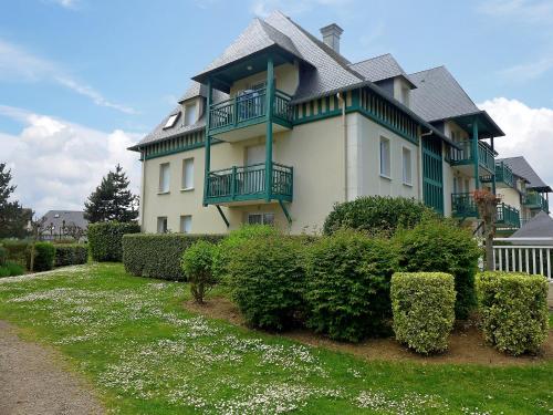Holiday Home Les Goélands 1,2,3,4.22 : Guest accommodation near Dives-sur-Mer