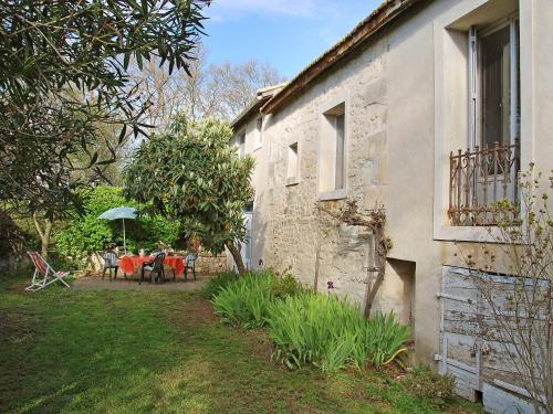 Holiday Home Mas des Pradons : Guest accommodation near Les Baux-de-Provence