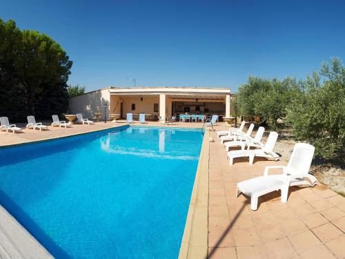 Holiday Home Cucuron : Guest accommodation near Cabrières-d'Aigues