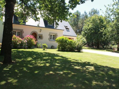 Holiday Home Villa Pallec : Guest accommodation near Locoal-Mendon