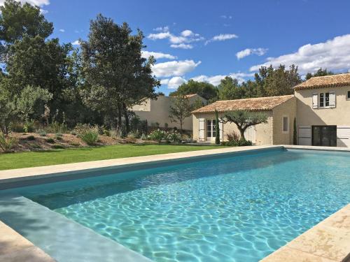 Mazet provencale : Guest accommodation near Eyragues
