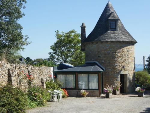 Holiday Home Le Pigeonnier : Guest accommodation near Roscanvel